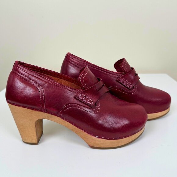 Swedish Hasbeens Dark Red Leather Clogs - Size 37 - Loafer Style - Picture 1 of 8